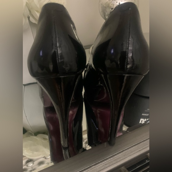 Jessica Simpson patent leather shoe with peep toe sz 10 - Picture 3 of 8